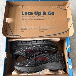 Brooks Adrenaline GTS 17